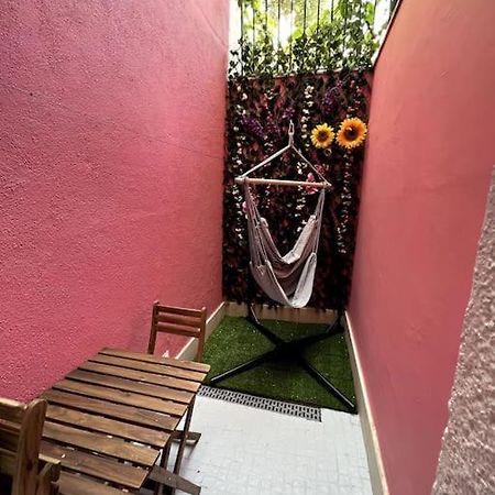 Апартаменты Artistic Digital Getaway - Patio & Great Location! Лиссабон Экстерьер фото